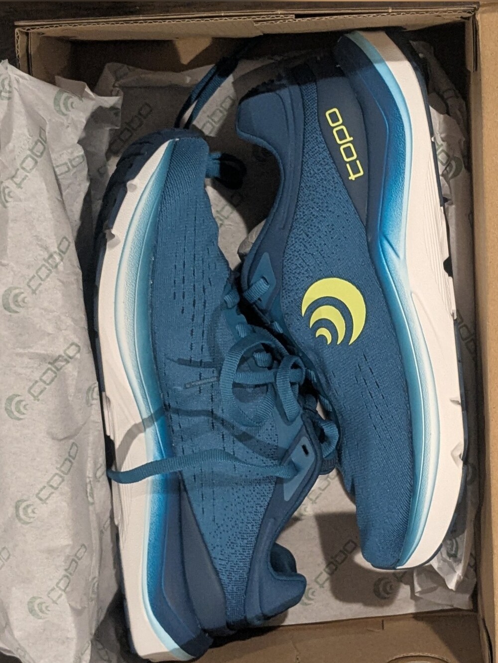TOPO ATHLETIC Magnifly 5 | Men's 7, Blue/Green